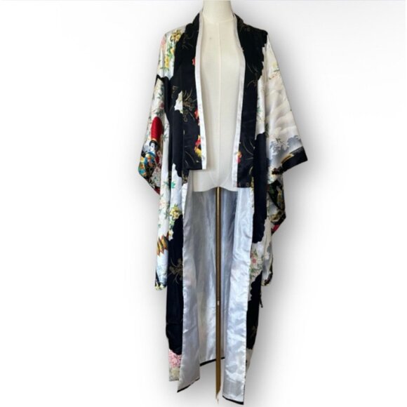 Shanghai Soho One Size Satin Kimono Robe Belted Geisha Floral Japan Asia Hollywo - Picture 4 of 8